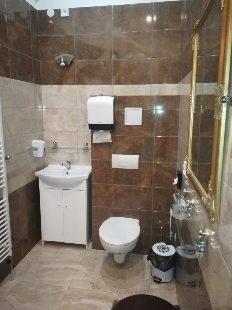 布雷兹诺 斯洛文尼亚滨海餐厅旅馆酒店 外观 照片